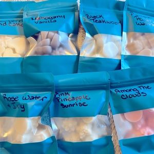 Lot of Bath and Body Works candle wax melts. You pick scents!